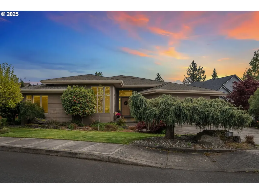 840 NW Deerfern Loop Camas WA 98607
