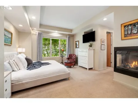 840 NW Deerfern Loop Camas WA 98607