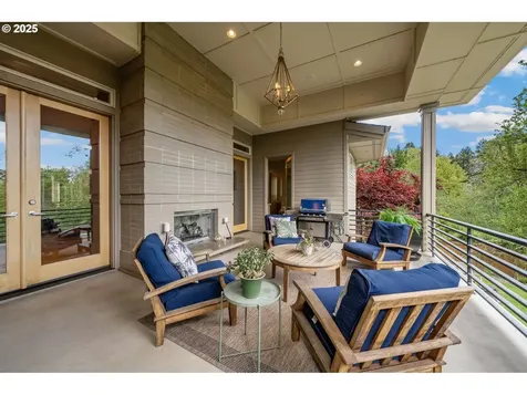 840 NW Deerfern Loop Camas WA 98607