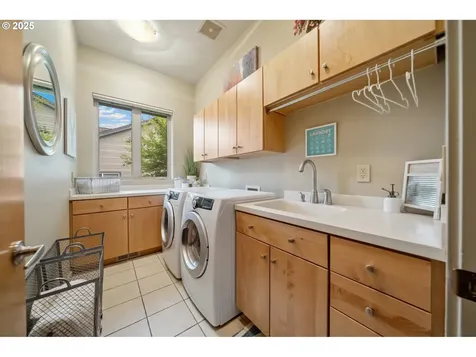 840 NW Deerfern Loop Camas WA 98607