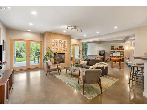840 NW Deerfern Loop Camas WA 98607