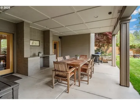 840 NW Deerfern Loop Camas WA 98607