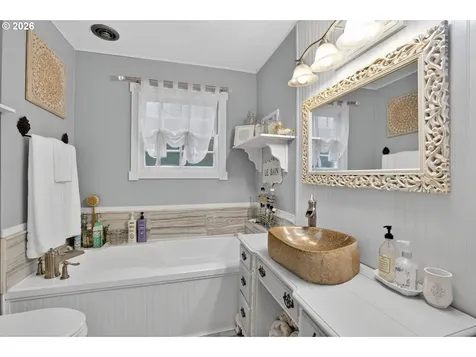 1820 Kilkenny Drive Lake Oswego OR 97034