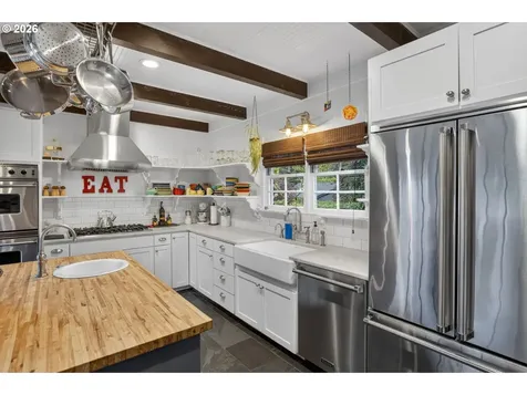 1820 Kilkenny Drive Lake Oswego OR 97034