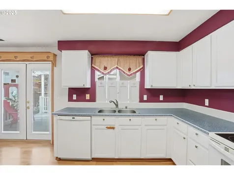 132 Penny Lane Kelso WA 98626