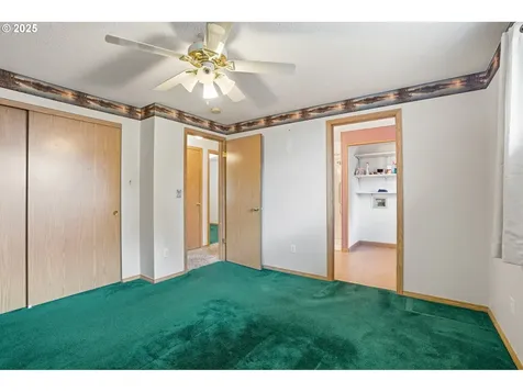 132 Penny Lane Kelso WA 98626