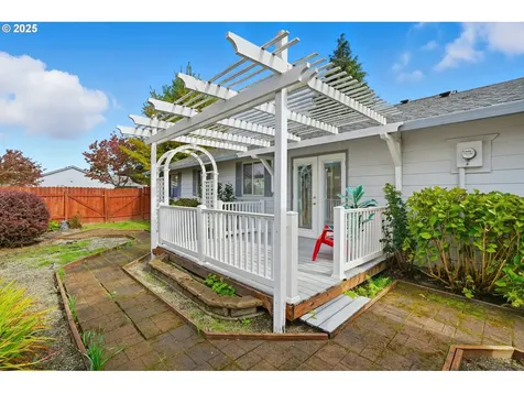 132 Penny Lane Kelso WA 98626