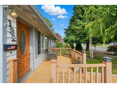 132 Penny Lane Kelso WA 98626