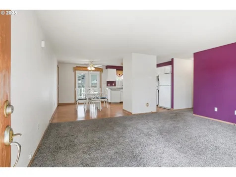 132 Penny Lane Kelso WA 98626