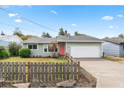 240 NE 10th Court Newport OR 97365