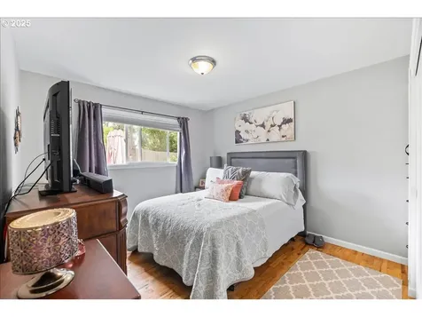 240 NE 10th Court Newport OR 97365