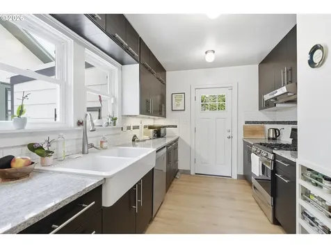 4135 NE Multnomah Street Portland OR 97232