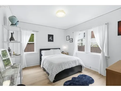 4135 NE Multnomah Street Portland OR 97232
