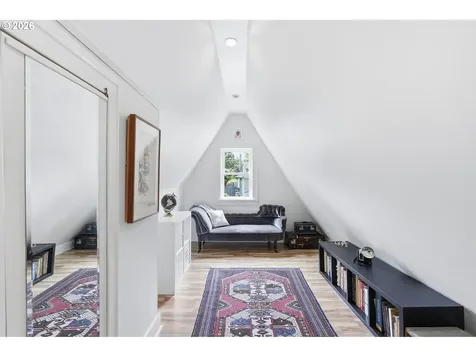 4135 NE Multnomah Street Portland OR 97232