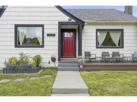4135 NE Multnomah Street Portland OR 97232