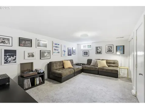 4135 NE Multnomah Street Portland OR 97232
