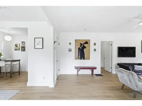 4135 NE Multnomah Street Portland OR 97232