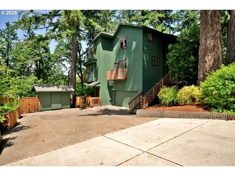 3574 Spring Boulevard Eugene OR 97405