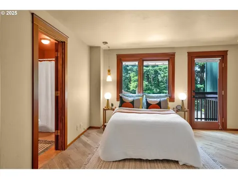 3574 Spring Boulevard Eugene OR 97405