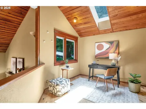 3574 Spring Boulevard Eugene OR 97405