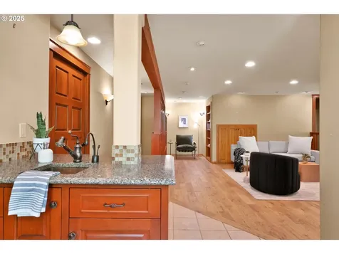 3574 Spring Boulevard Eugene OR 97405