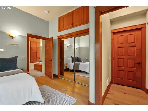 3574 Spring Boulevard Eugene OR 97405