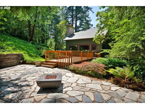 3574 Spring Boulevard Eugene OR 97405