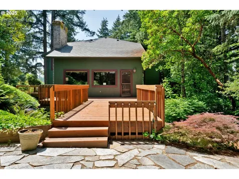 3574 Spring Boulevard Eugene OR 97405