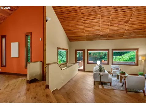 3574 Spring Boulevard Eugene OR 97405