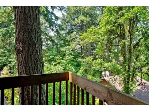 3574 Spring Boulevard Eugene OR 97405