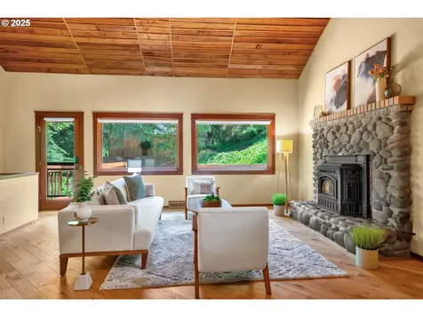 3574 Spring Boulevard Eugene OR 97405