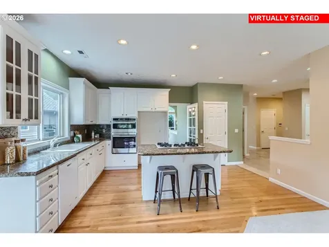 1231 NW Mayfield Road Portland OR 97229