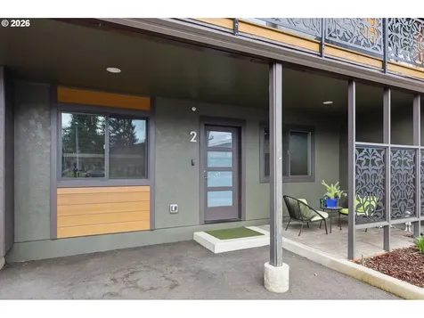1308 E Main Street Cottage Grove OR 97424
