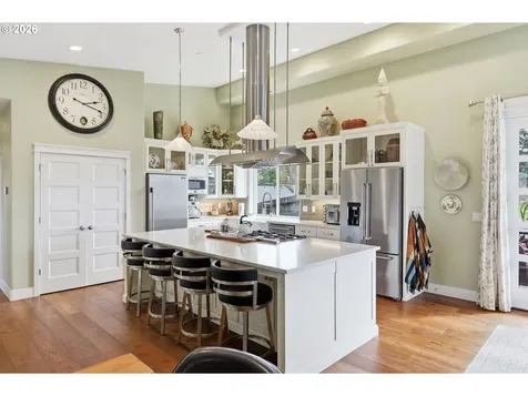 1308 E Main Street Cottage Grove OR 97424
