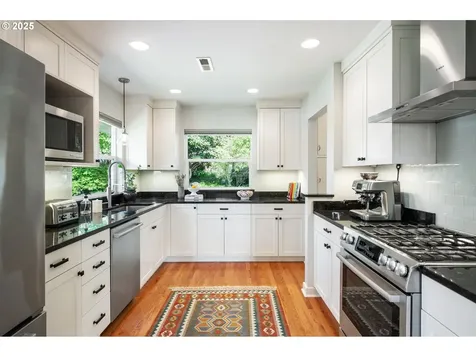 4630 SW Pendleton Street Portland OR 97221