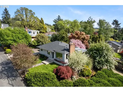 4630 SW Pendleton Street Portland OR 97221