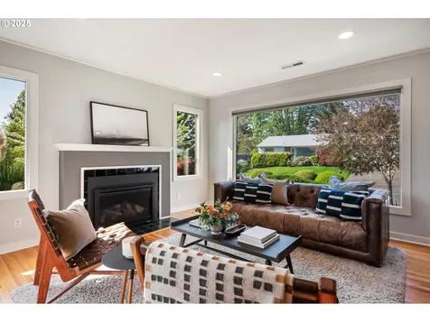 4630 SW Pendleton Street Portland OR 97221