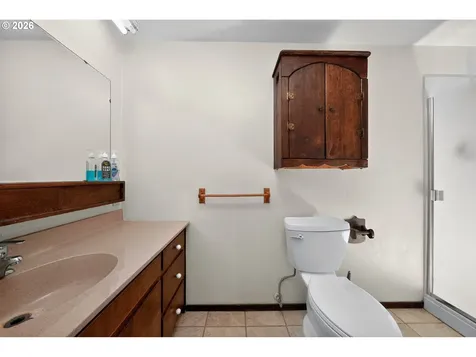 840 S 1st Street Cottage Grove OR 97424
