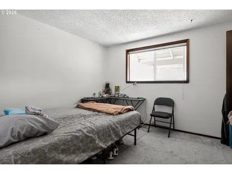 840 S 1st Street Cottage Grove OR 97424