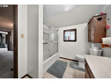 840 S 1st Street Cottage Grove OR 97424