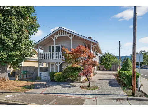 840 S 1st Street Cottage Grove OR 97424
