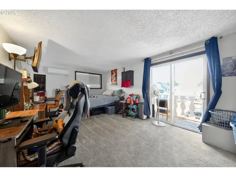 840 S 1st Street Cottage Grove OR 97424