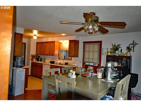1264 Lockhaven Drive NE Keizer OR 97303
