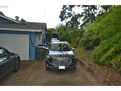 1264 Lockhaven Drive NE Keizer OR 97303