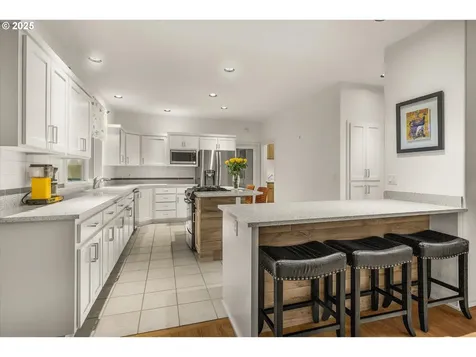 15092 SE Diamond Drive Clackamas OR 97015