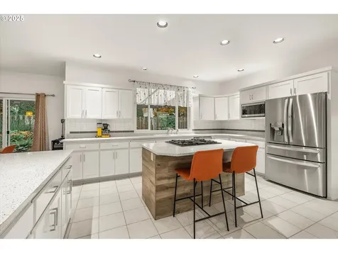 15092 SE Diamond Drive Clackamas OR 97015