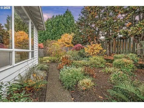 15092 SE Diamond Drive Clackamas OR 97015