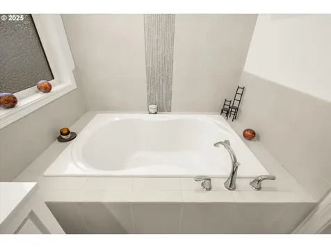 15092 SE Diamond Drive Clackamas OR 97015