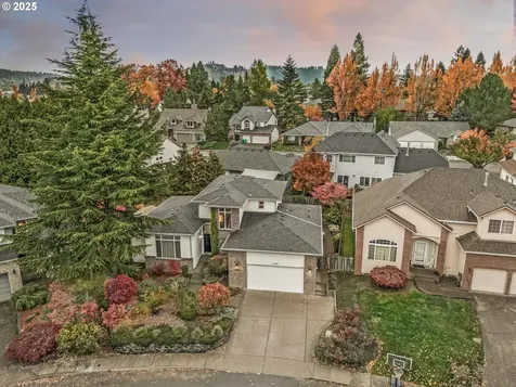 15092 SE Diamond Drive Clackamas OR 97015