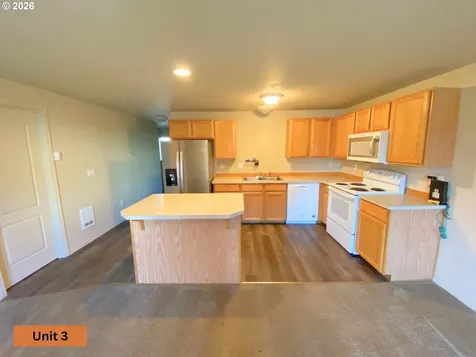 2531 NW Cedar Avenue Redmond OR 97756